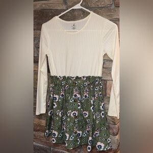 ONE STEP UP Girls/Kids Size Med 10/12 Cream and Green Floral Dress Long Sleeve